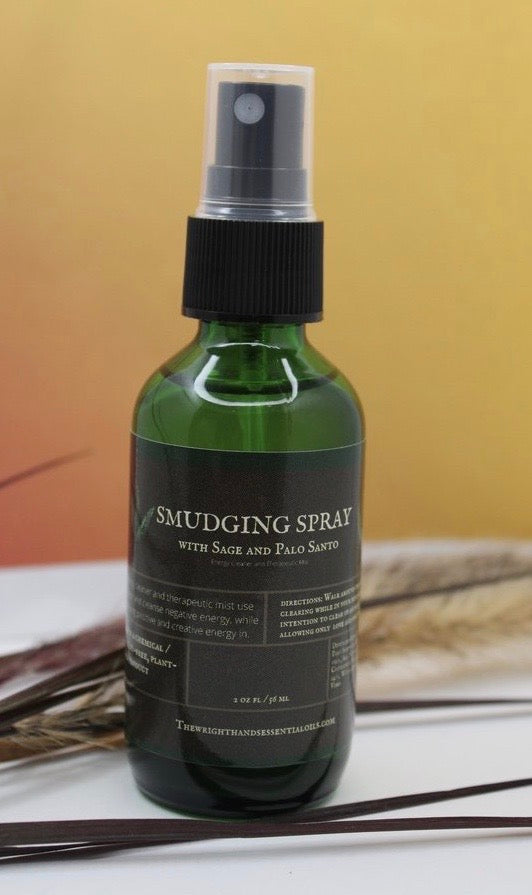 SAGE AND PALO SANTO SMUDGING SPRAY - Therapeutic Mist